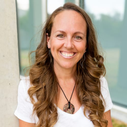 Headshot of Lori Russell-Siemer, LCSW