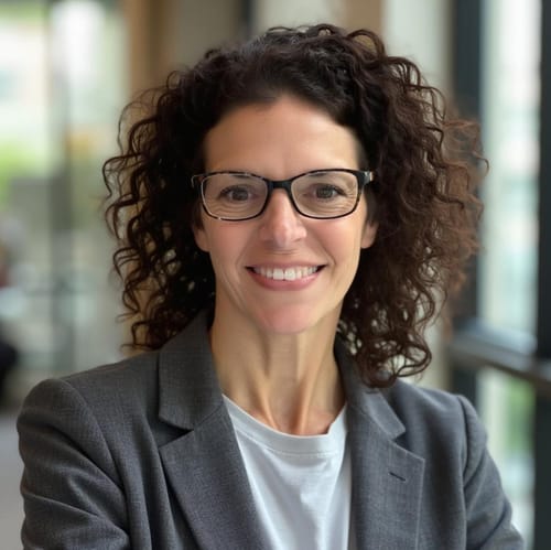 Headshot of Carrie Gunter, LPC