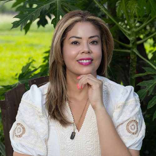 Headshot of Yajaira Escobedo, LCSW