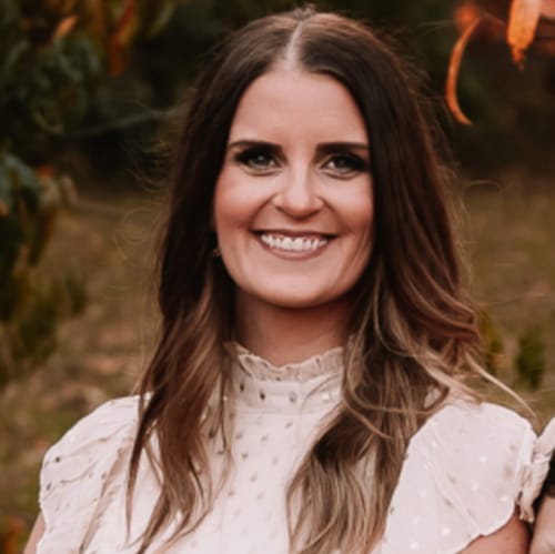 Headshot of Lindsay Moser, LCSW
