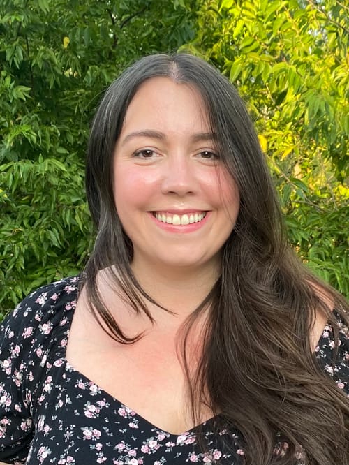 Headshot of Kat Grau, LCSW