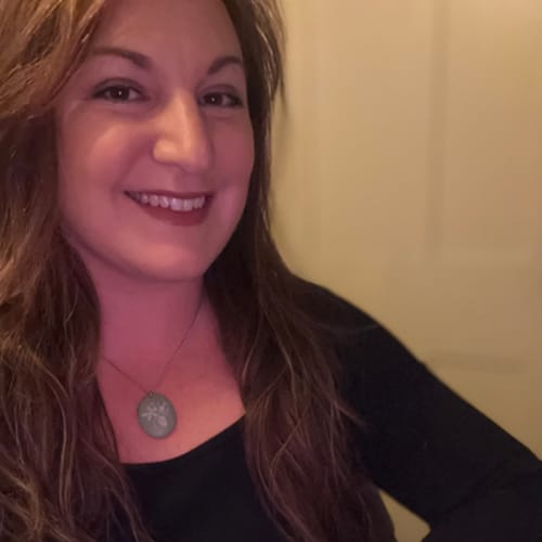 Headshot of Carolyn Pacheco, LMHC
