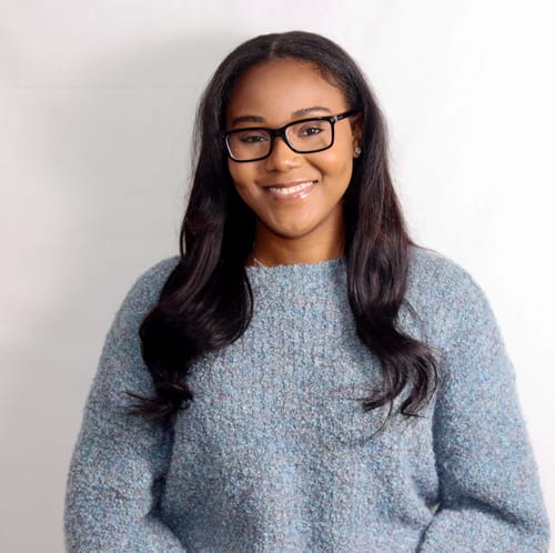 Headshot of Toni-Ann Bennett, LMHC