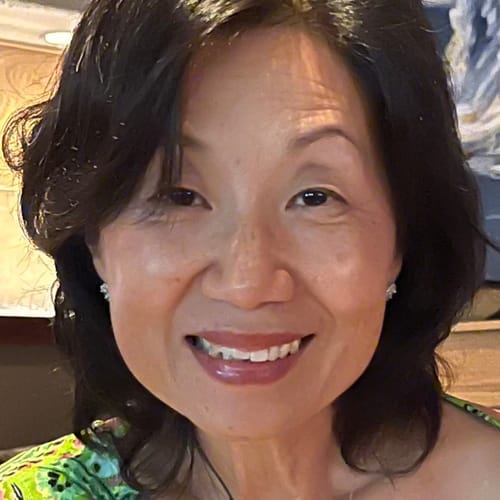 Headshot of Jeannie Kang-Suh, LPC