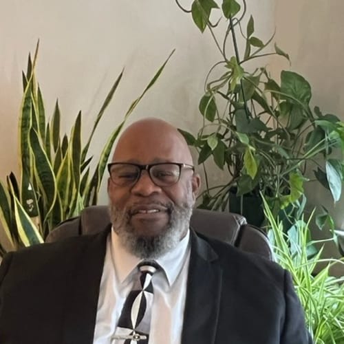 Headshot of Robert Williams, LPCMH