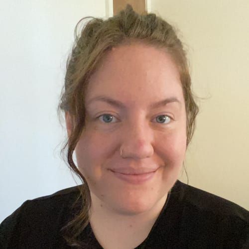 Headshot of Elizabeth Figley, LCSW