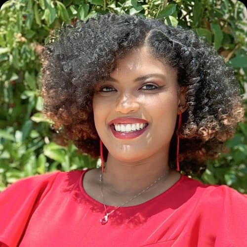 Headshot of Shanti Hubbard, LPC