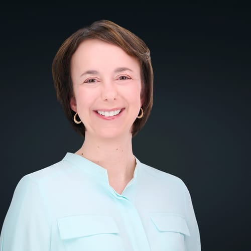 Headshot of Kelly Reynolds, LICSW