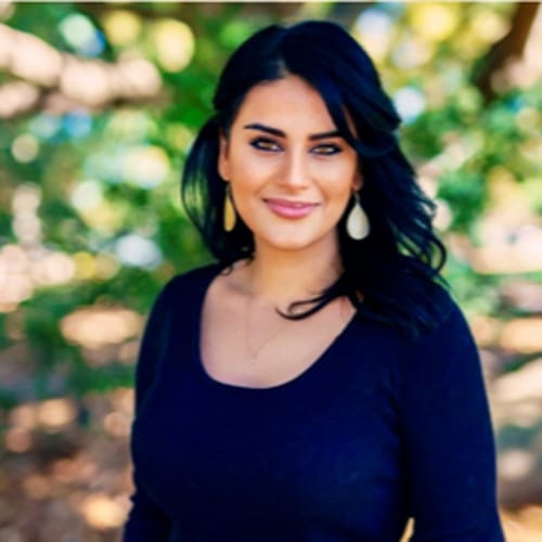 Headshot of Aseel Ross, LMFT