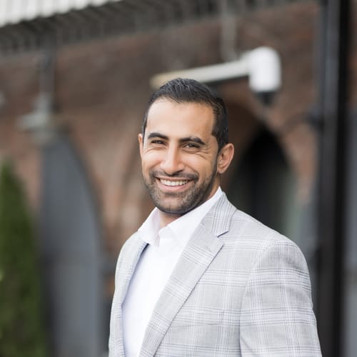 Headshot of Danny Gurges, MD
