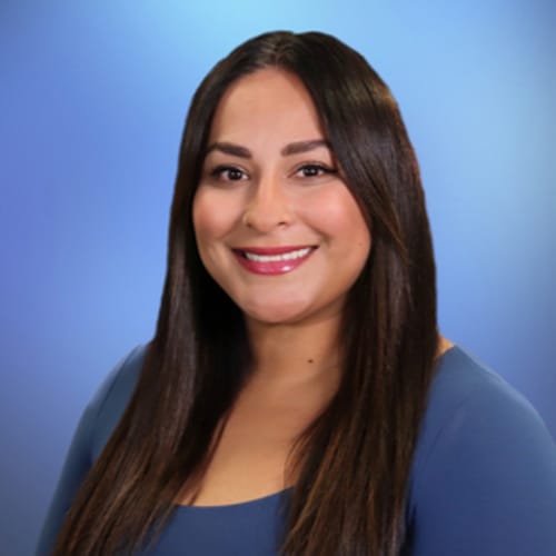 Headshot of Stephanie Meza, LCSW