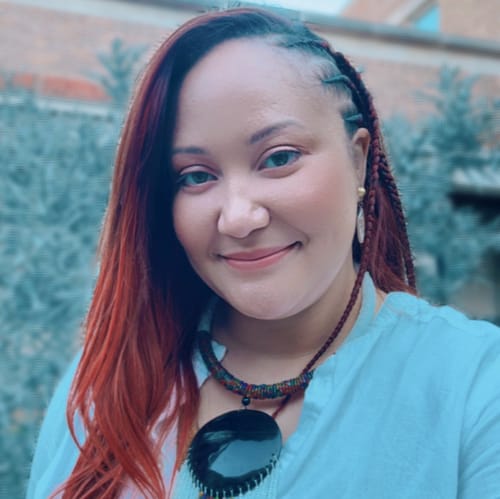 Headshot of Esmirna Criollo, LCSW