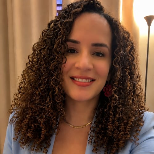 Headshot of Roxana Casiano Maldonado, LPC