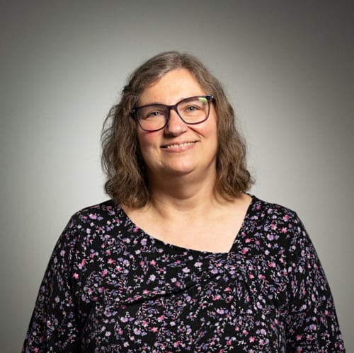 Headshot of Evelyn Hunter, LCSW