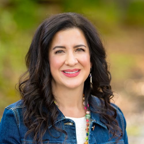 Headshot of Tanya Carreon, LCSW