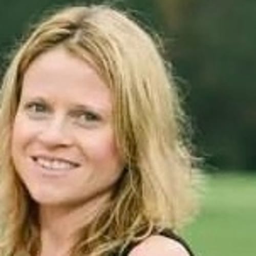 Headshot of Susan Niznik, LPC