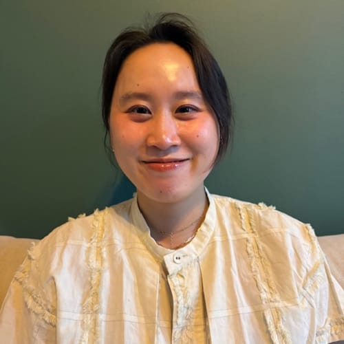 Headshot of Janus Chen, LCSW