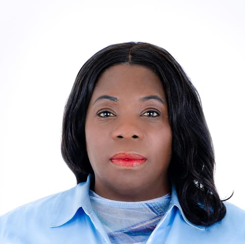 Headshot of Mirna Milien, LMHC
