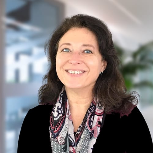 Headshot of Jeannie Robinson, LCSW