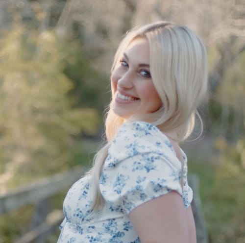 Headshot of Marisa Peterson, LPC