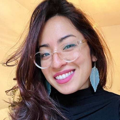 Headshot of Jen Peng, LPC