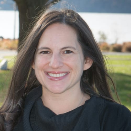 Headshot of Stacy Weissberg, LCSW