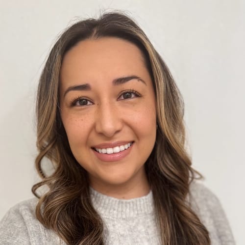Headshot of Kenia Dominguez, LMFT