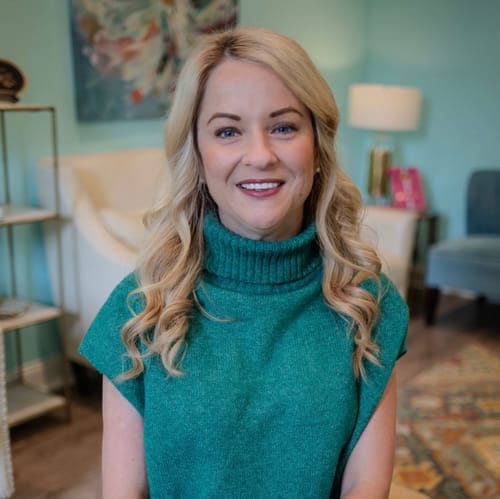 Headshot of Amy Bordelon, APRN