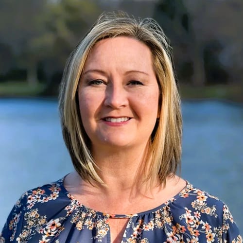 Headshot of Kimberley Oakes, LMHC_OUT_OF_STATE