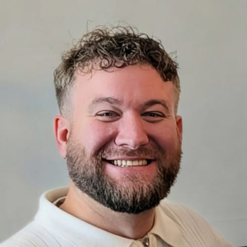 Headshot of Juston Weidman-Guerrero, LPC