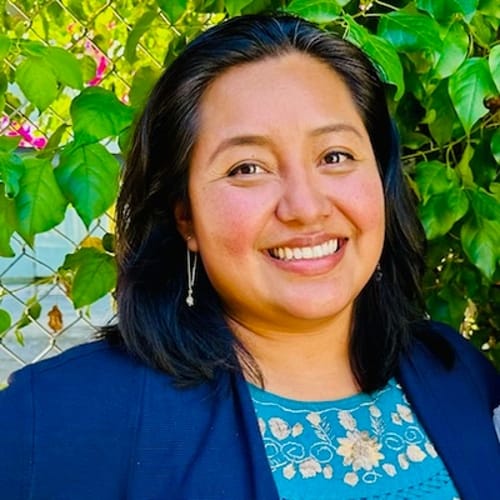 Headshot of Jennifer Torres, LCSW