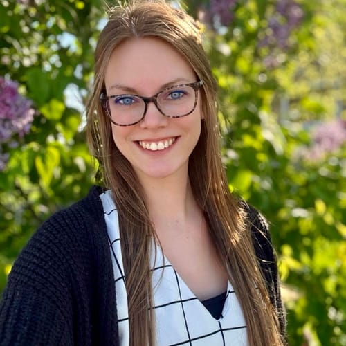 Headshot of Emma Burdick, LCPC