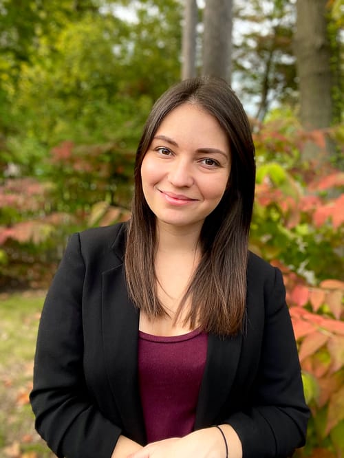 Headshot of Marina Avetisova, LMHC