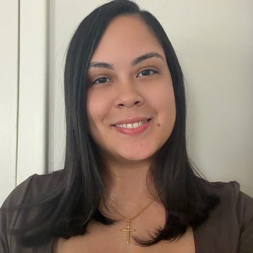 Headshot of Yesenia Martinez, LCSW