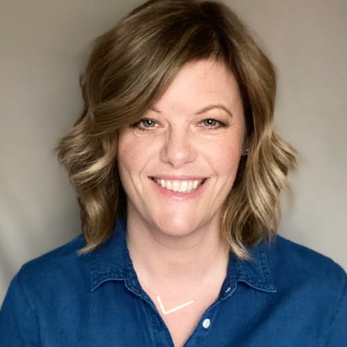 Headshot of Michele Tennyson, LCPC