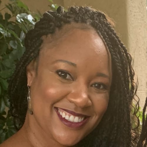 Headshot of Tarkitha Williams, LPC
