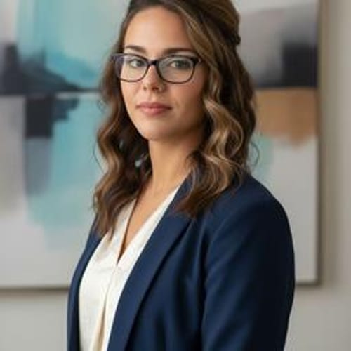 Headshot of Kaylee Hively, LISW
