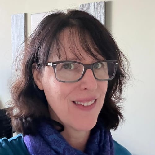 Headshot of Dawn Traut, LCSW
