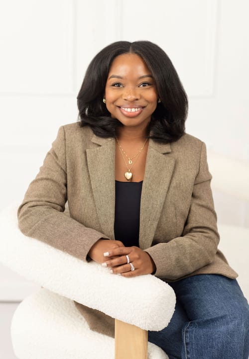Headshot of Teshaun Board, LCSW