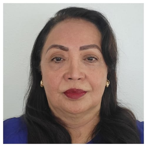 Headshot of Ana Chipollini, APRN