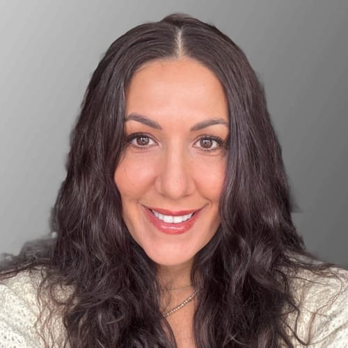 Headshot of Pamela Schindler-Thomsen, LCAT