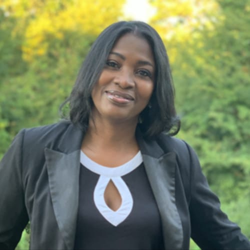 Headshot of Nichelle Reefer, LPC