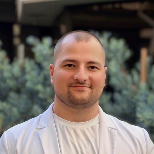 Headshot of Vadim Sarkisyan, NP