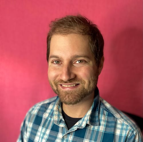 Headshot of Zach Rotfus, LICSW