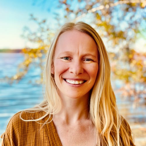Headshot of Sally Plank, LICSW