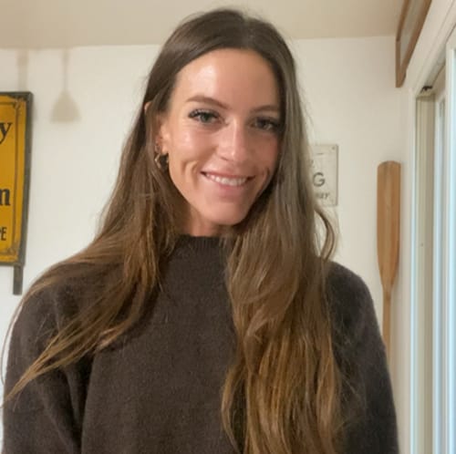 Headshot of Lizzie Larsen, LCSW