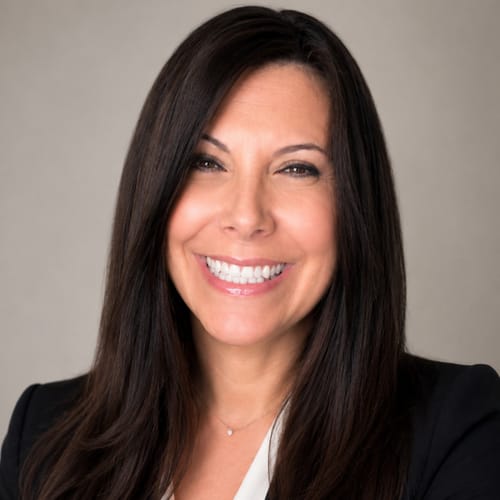 Headshot of Stacey Osder, LCSW