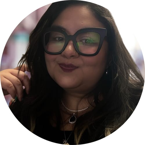 Headshot of Beatriz Ceja, LCSW