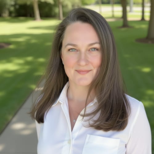 Headshot of Nina Burrows, LCSW