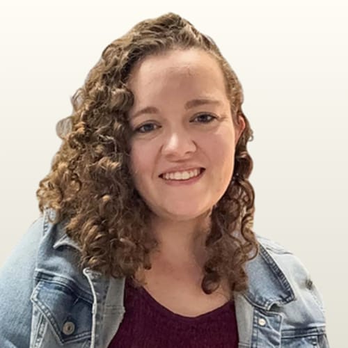 Headshot of Abigail Paquette, LISW